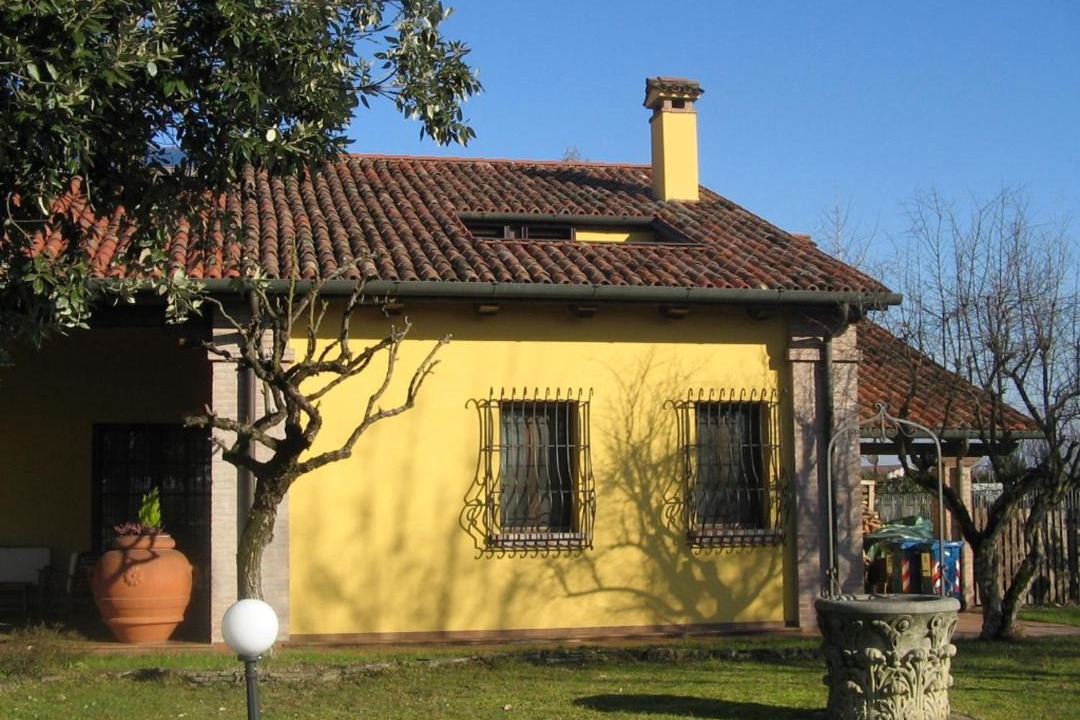 Photo of Buildings in Rubano