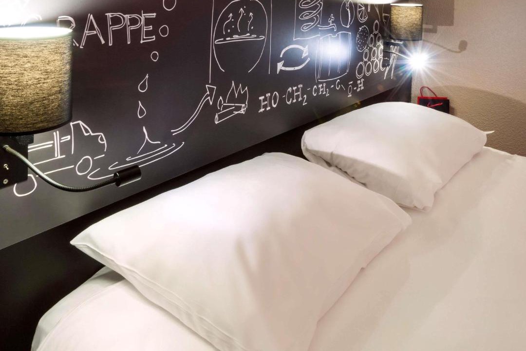 Photo of Bedroom in Chateaubernard