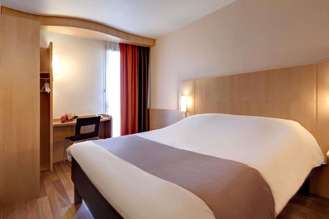 Photo of Bedroom in Mouilleron-le-Captif