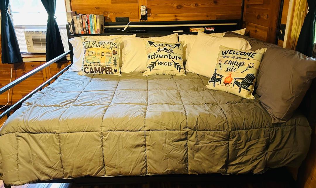 Photo of Bedroom in Fenton