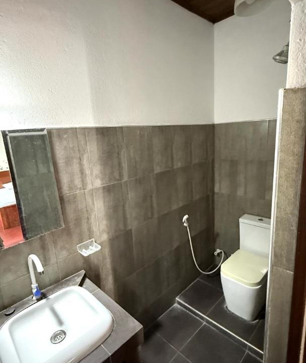 Photo of Bathroom in Kirinda