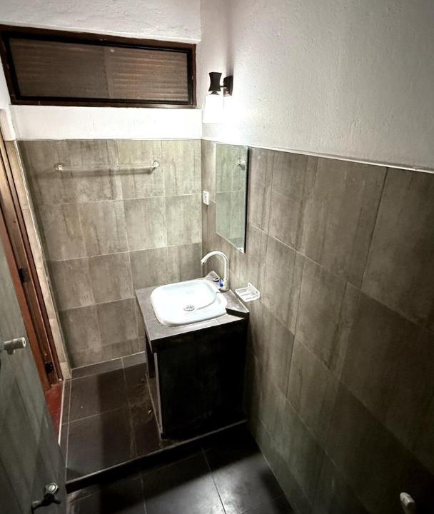 Photo of Bathroom in Kirinda