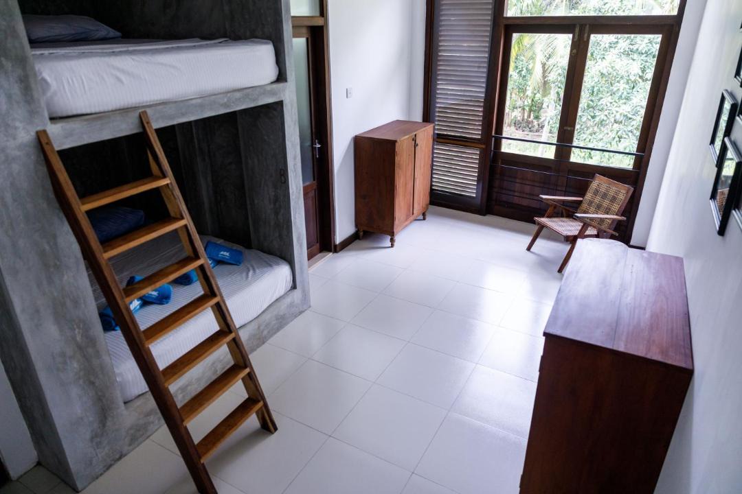 Photo of Bedroom in Polhena