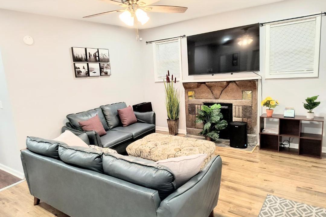 Photo of Livingroom in Greensboro