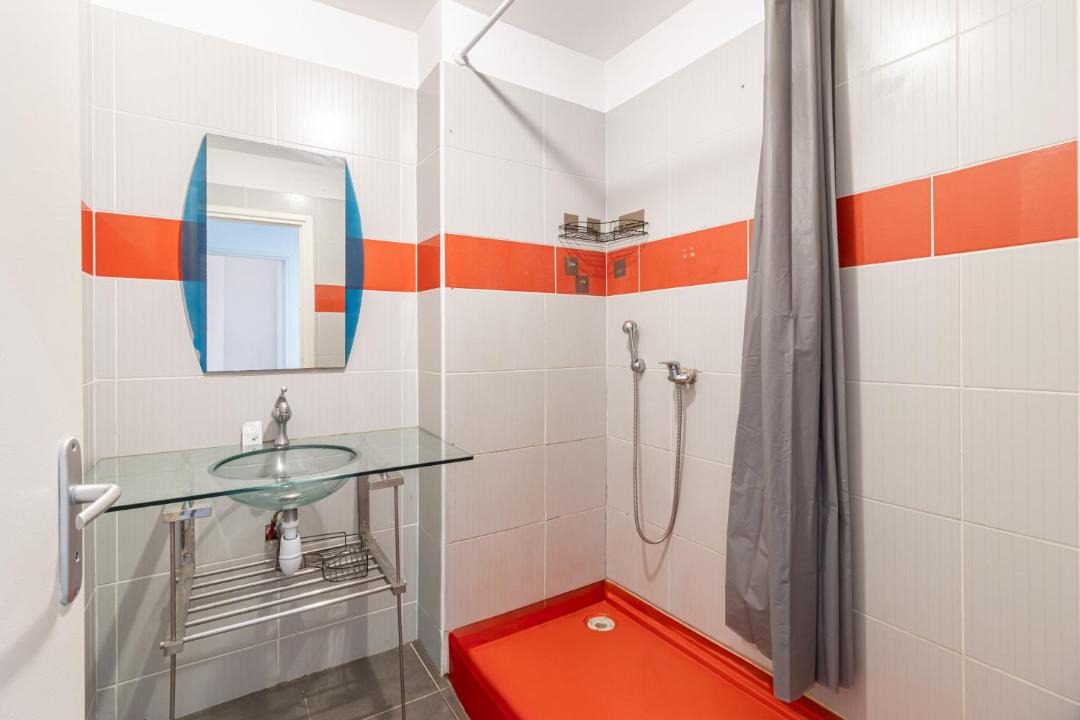 Photo of Bathroom in 5th Arrondissement