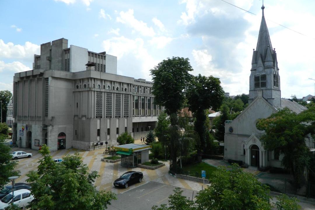 Photo of Buildings in Pitesti