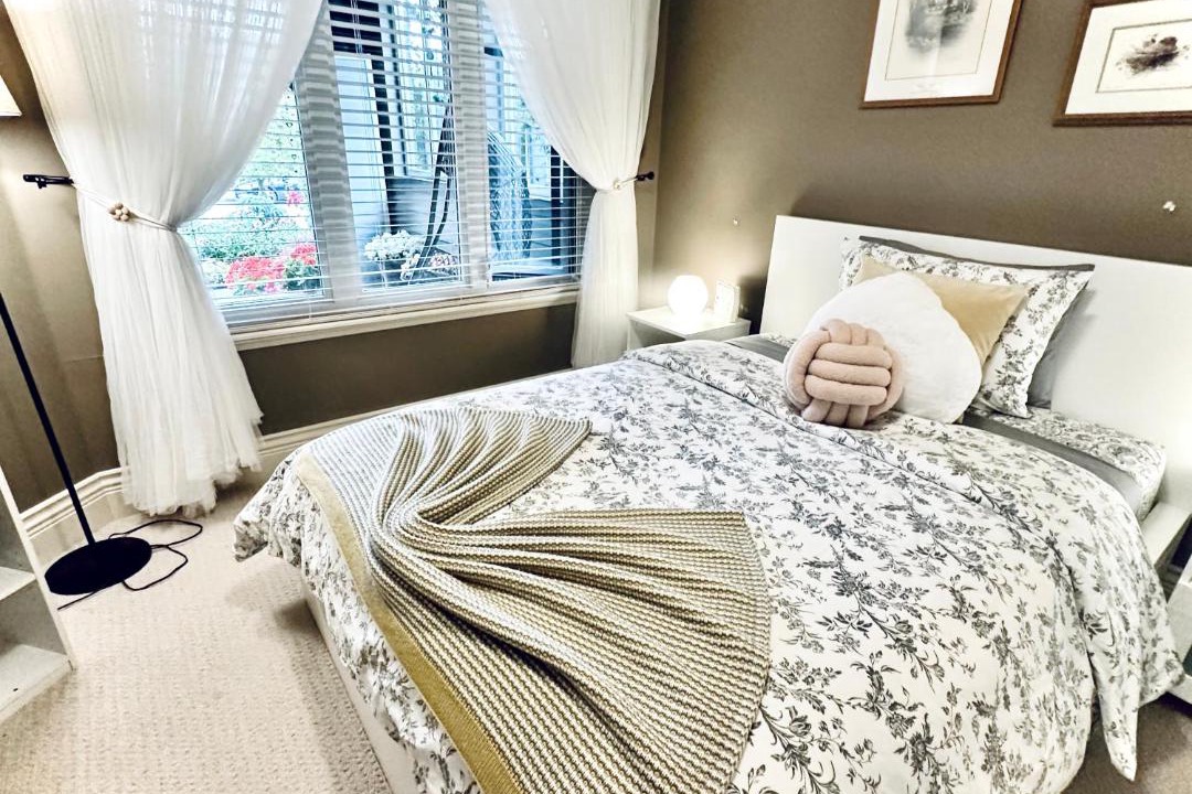 Photo of Bedroom in Langley