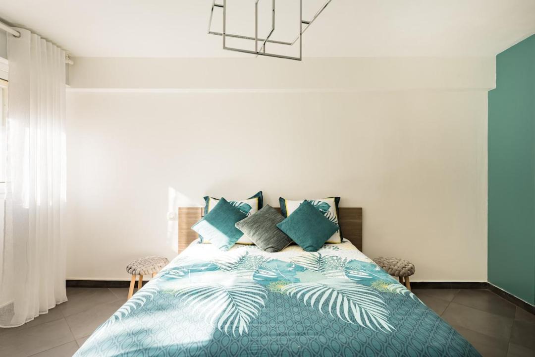 Photo of Bedroom in Garches