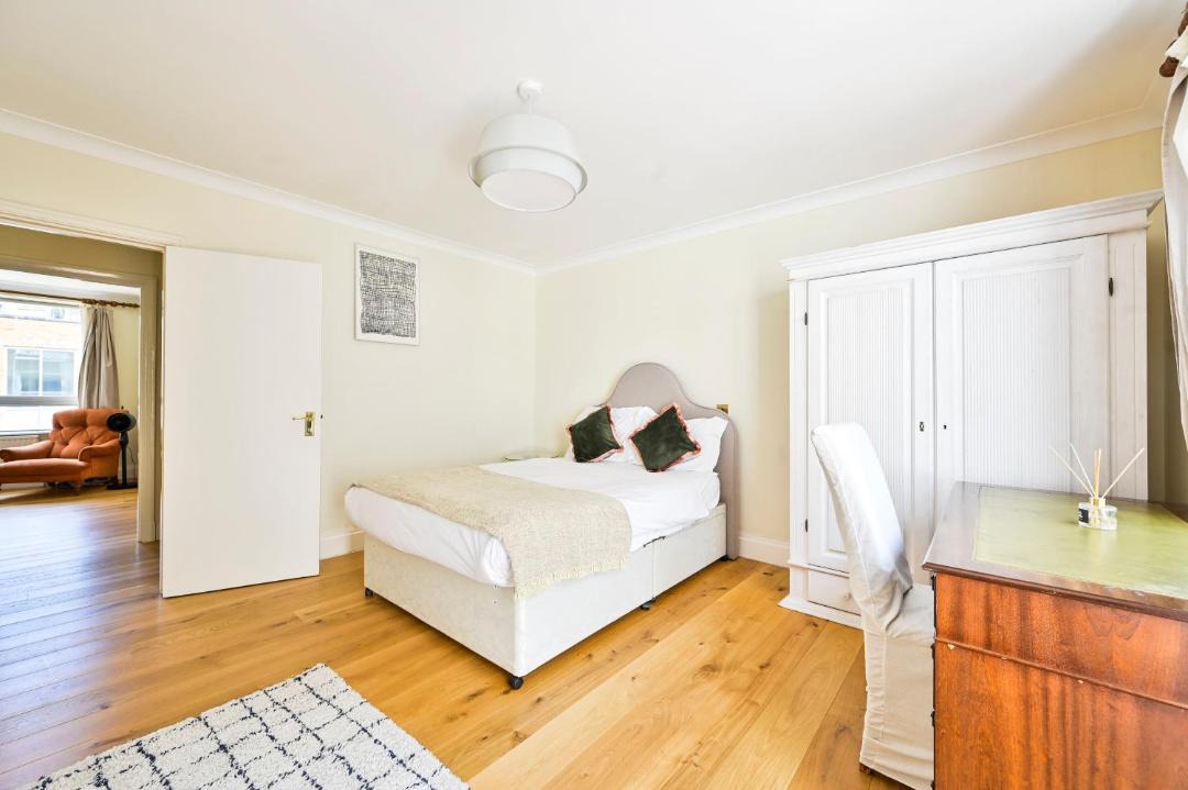 Photo of Bedroom in Knightsbridge