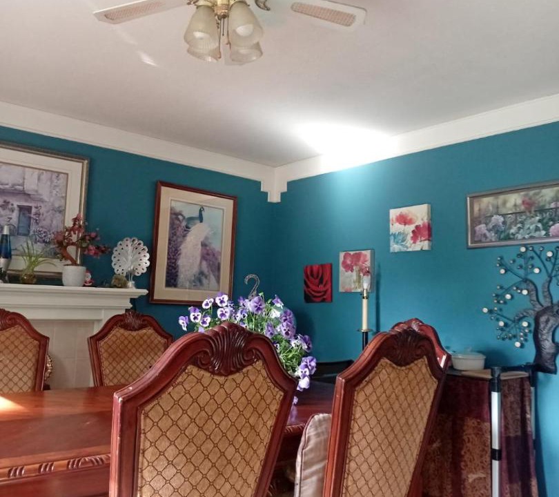 Photo of Livingroom in Townline Hill