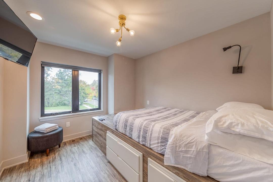 Photo of Bedroom in Burns Park