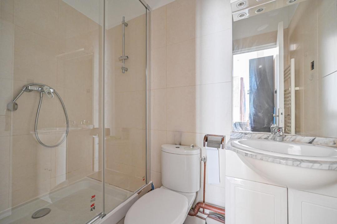 Photo of Bathroom in Quartier du Faubourg-Montmartre