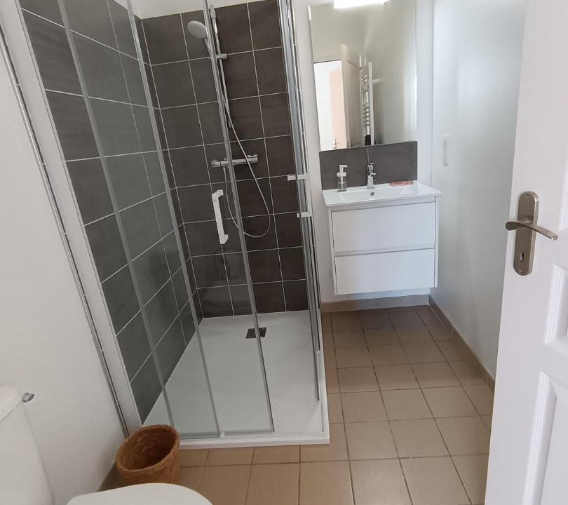 Photo of Bathroom in Saint-Alban-sur-Limagnole