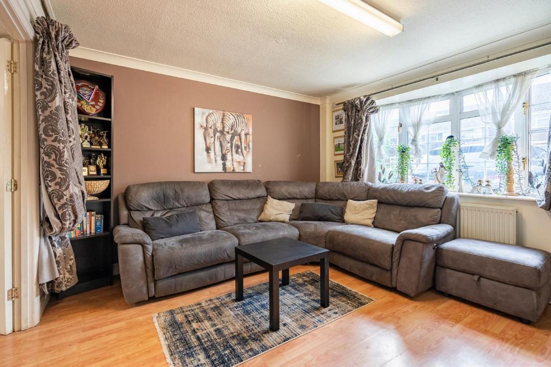 Photo of Livingroom in Langley Marish