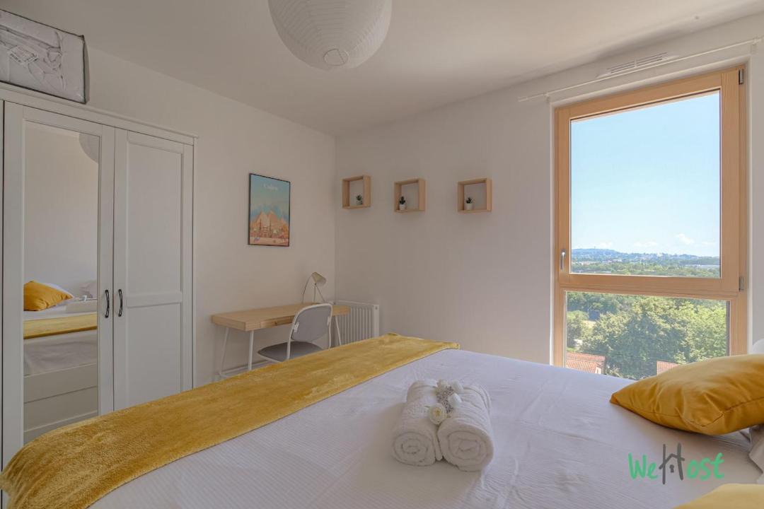 Photo of Bedroom in Dardilly