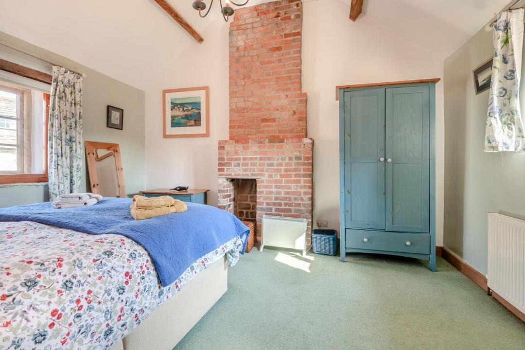 Photo of Bedroom in Corfe Castle Village