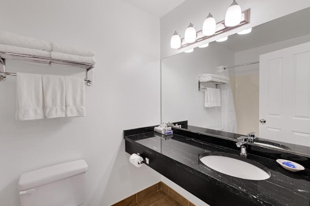 Photo of Bathroom in Balfour