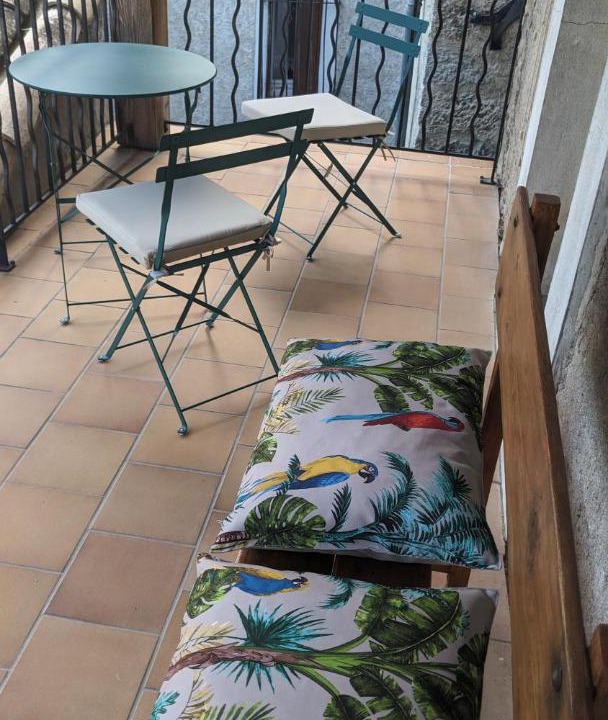 Photo of Patio Balcony in Entrevaux