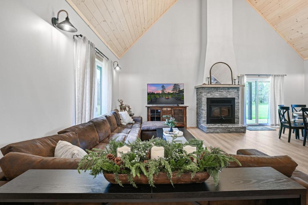 Photo of Livingroom in Friendship