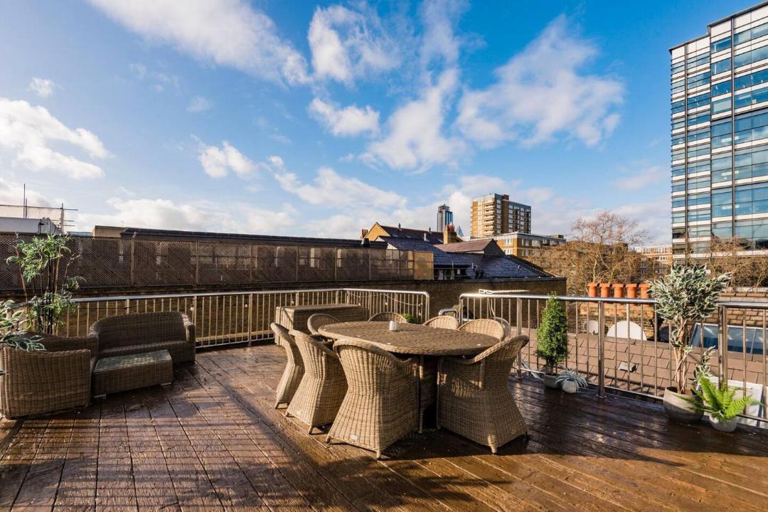 Photo of Patio Balcony in St Luke's