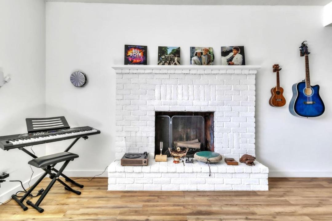 Photo of Livingroom in Lakeview