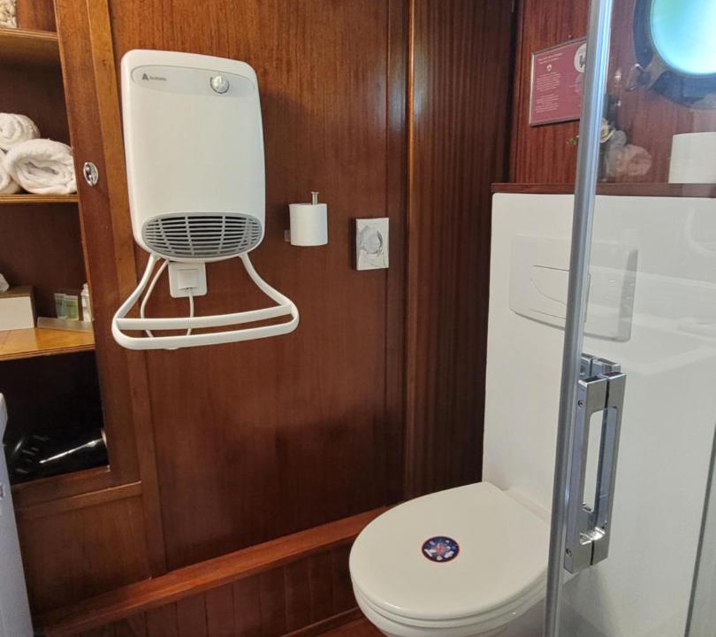 Photo of Bathroom in Cote Pavee