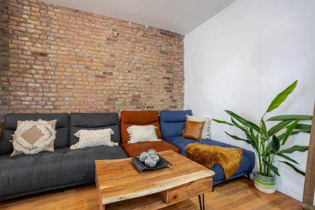 Photo of Livingroom in Shaughnessy Village