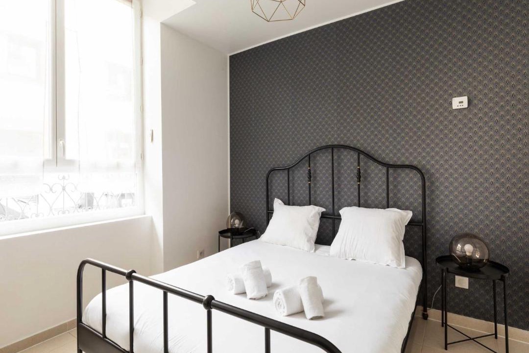Photo of Bedroom in Charpennes - Charmettes