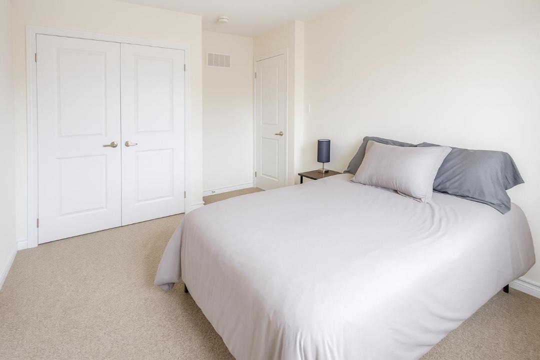 Photo of Bedroom in Alcona