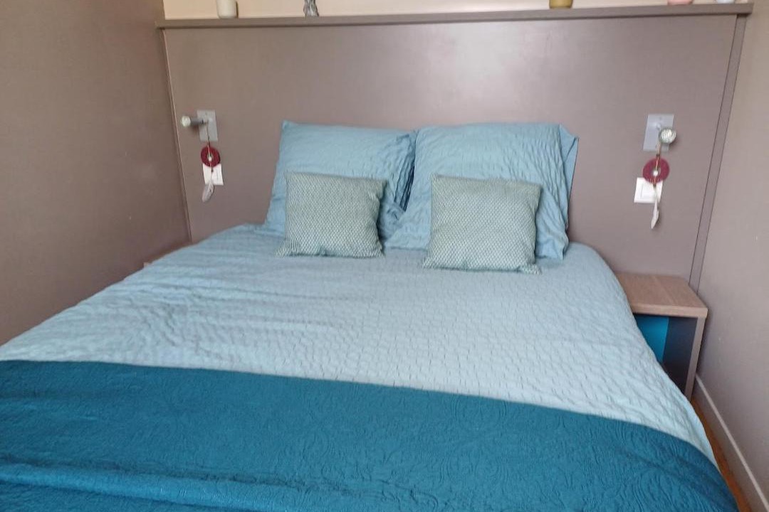 Photo of Bedroom in Courseulles-sur-Mer