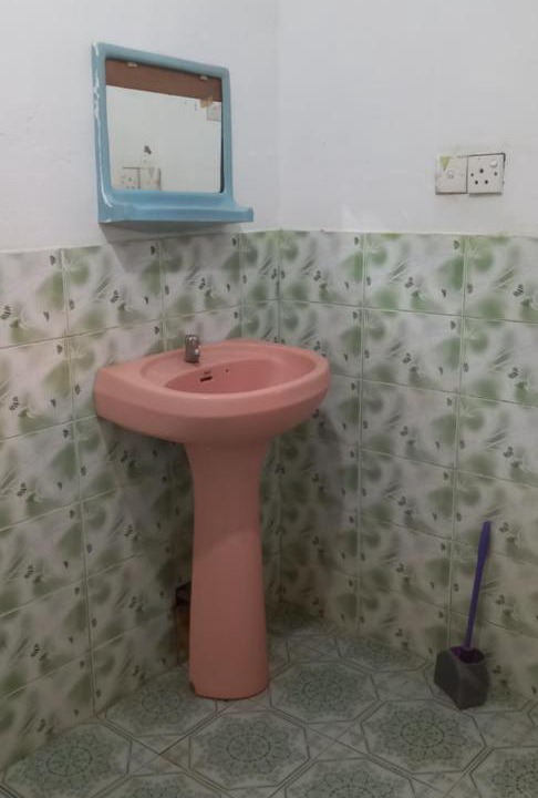 Photo of Bathroom in Pottuvil Division 2