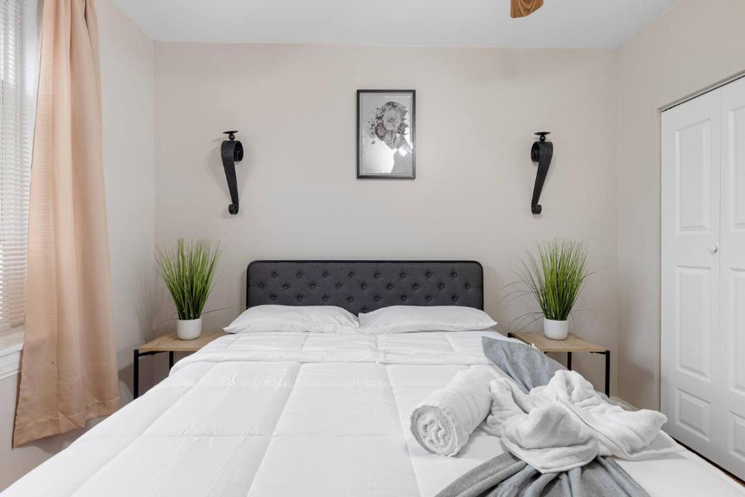 Photo of Bedroom in Gayborhood