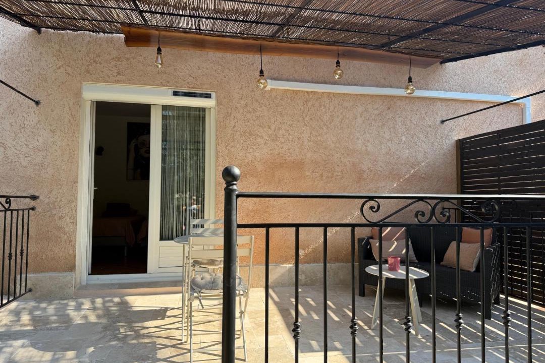 Photo of Patio Balcony in Draguignan