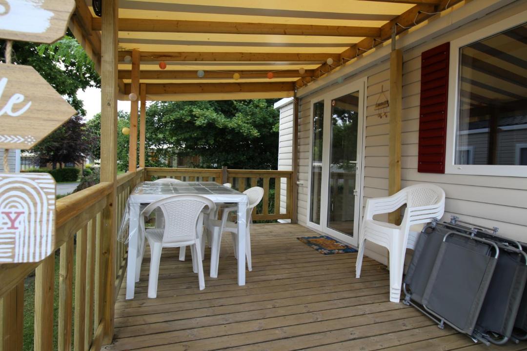 Photo of Patio Balcony in Litteau