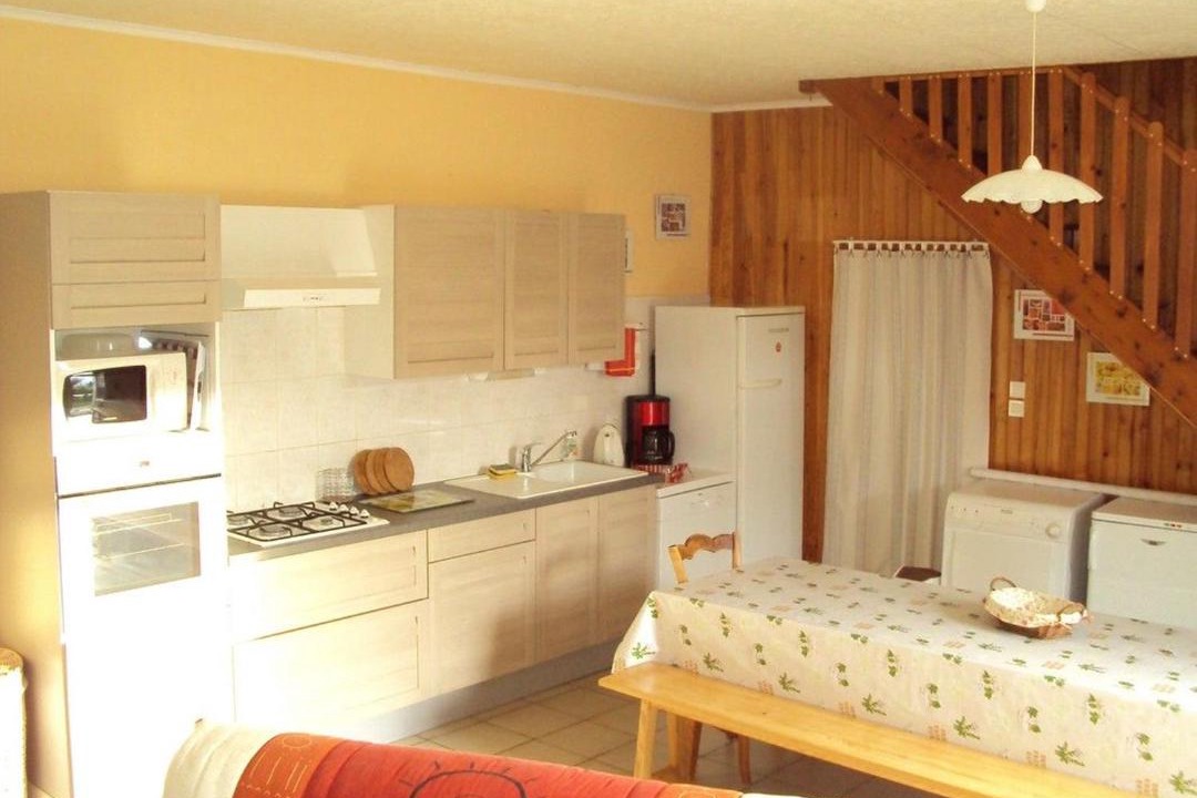 Photo of Kitchen in Saint-Martin-de-Fraigneau