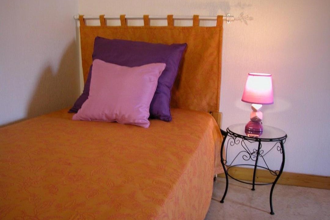 Photo of Bedroom in Saint-Martin-de-Fraigneau