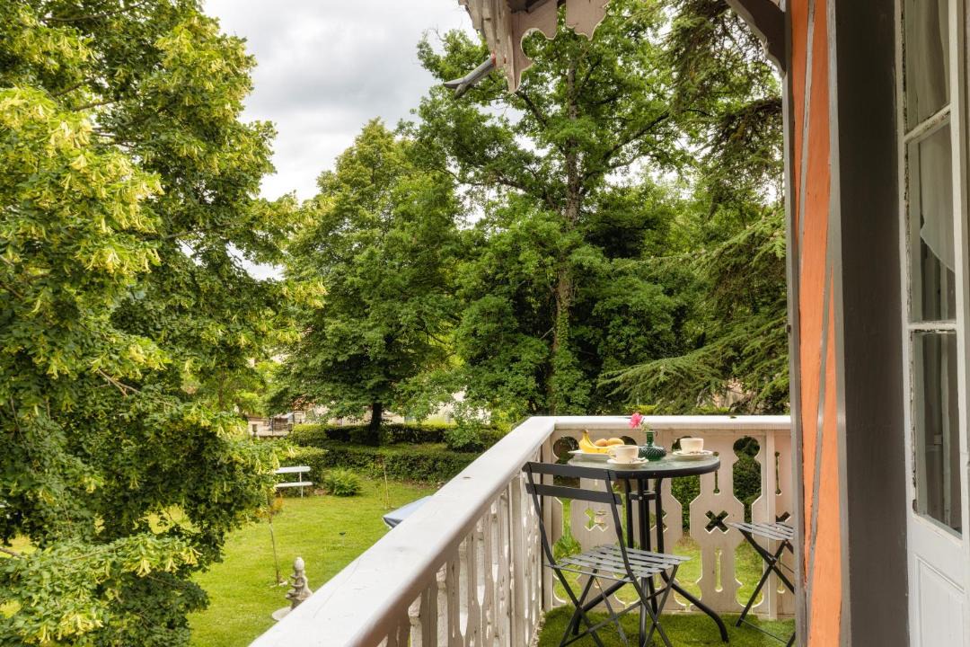 Photo of Patio Balcony in Besset