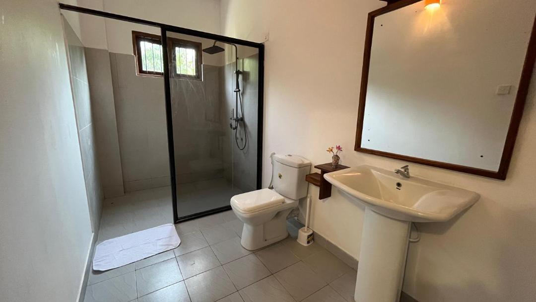 Photo of Bathroom in Yodakandiya