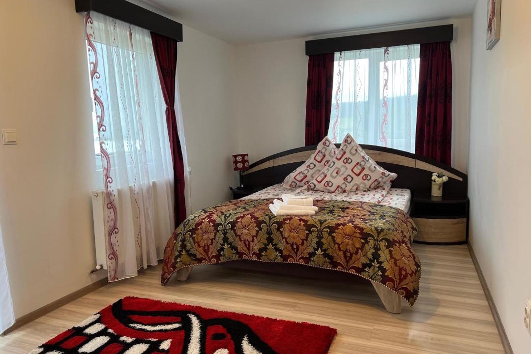 Photo of Bedroom in Dorna Candrenilor