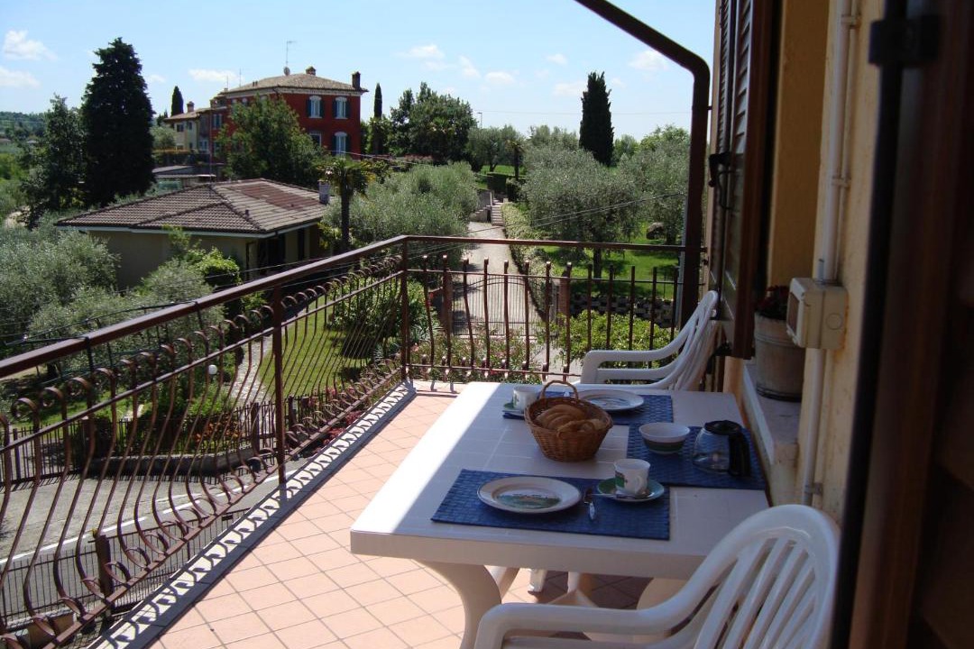 Photo of Patio Balcony in Calmasino