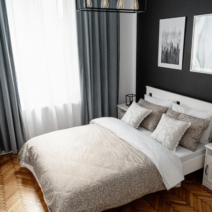Photo of Bedroom in Vulcan