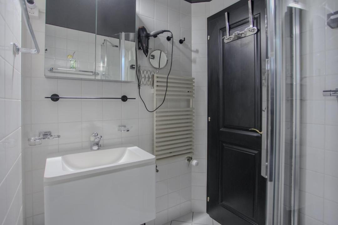 Photo of Bathroom in Busserach