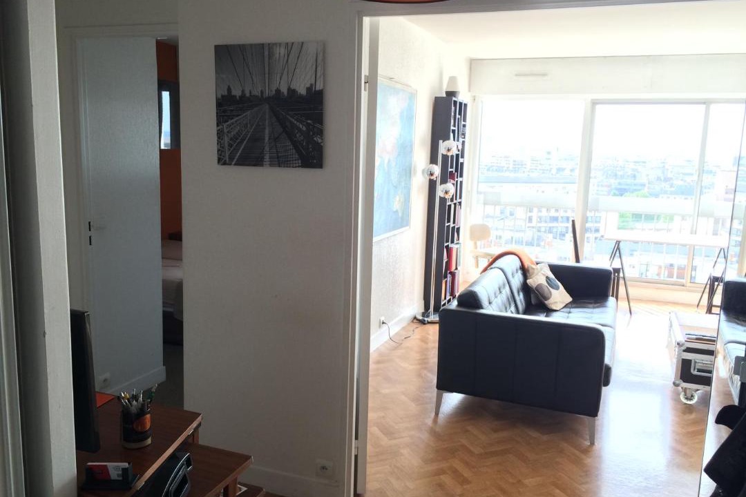 Photo of Livingroom in Combat