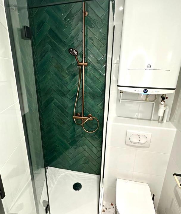 Photo of Bathroom in Combat