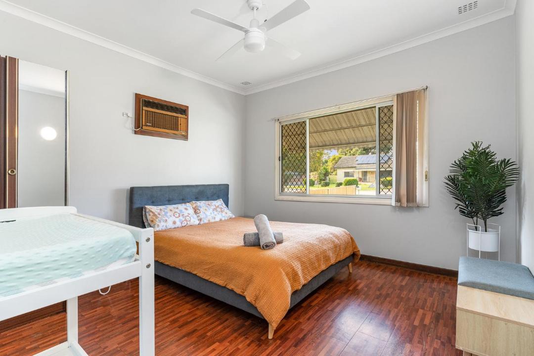 Photo of Bedroom in Cloverdale