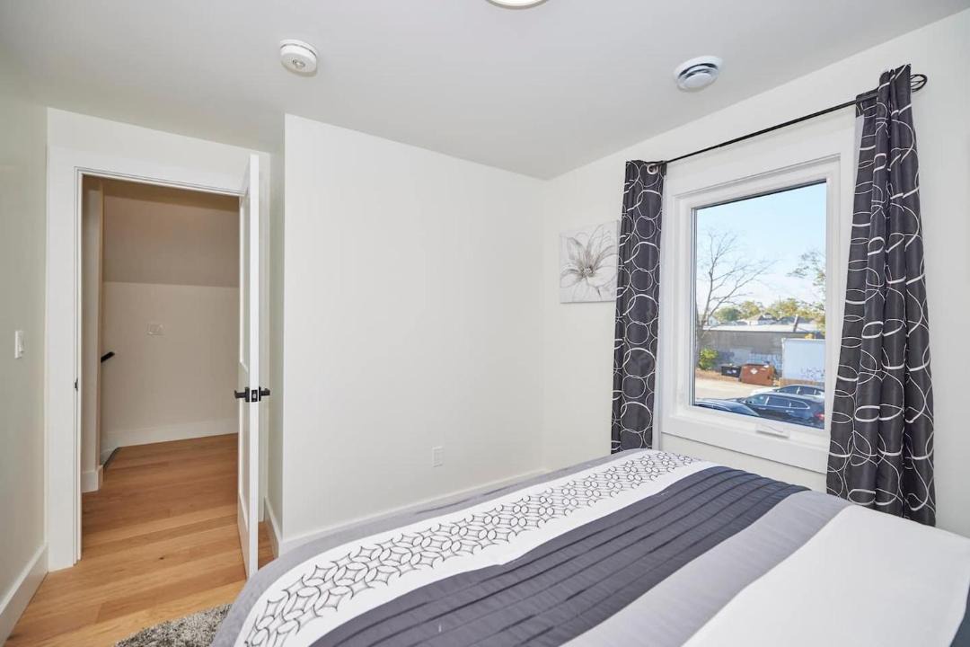 Photo of Bedroom in Niagara Falls