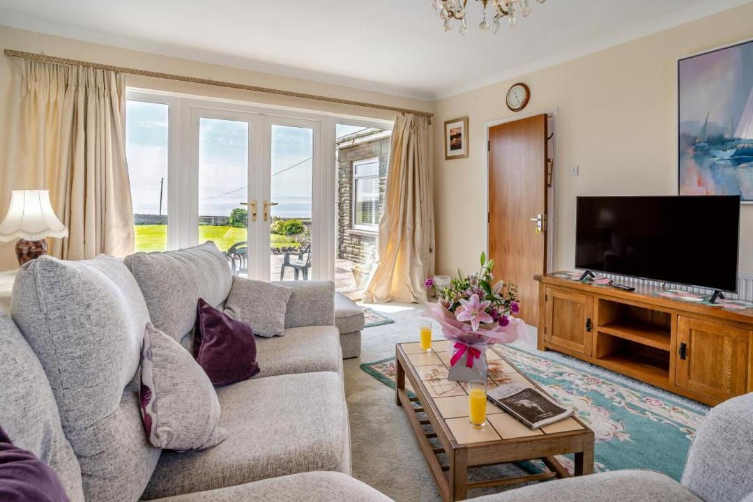 Photo of Livingroom in Southerndown