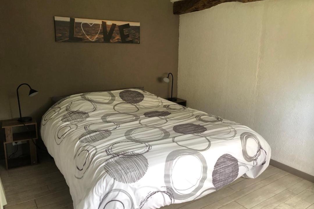 Photo of Bedroom in Commes