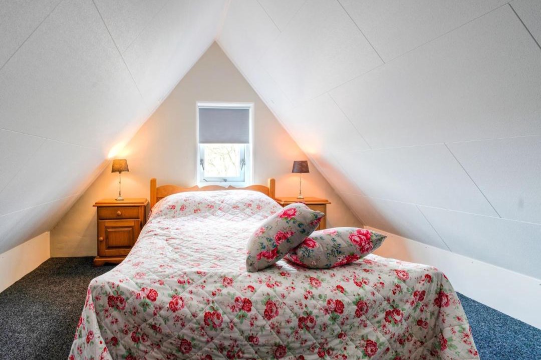 Photo of Bedroom in Elim