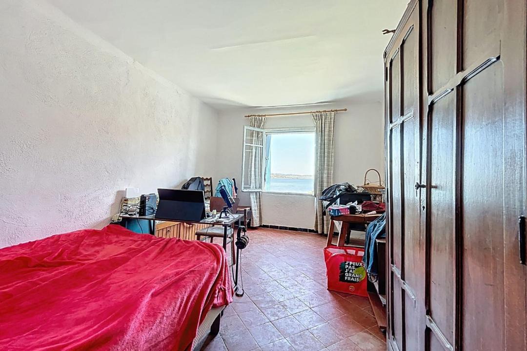 Photo of Bedroom in Bages